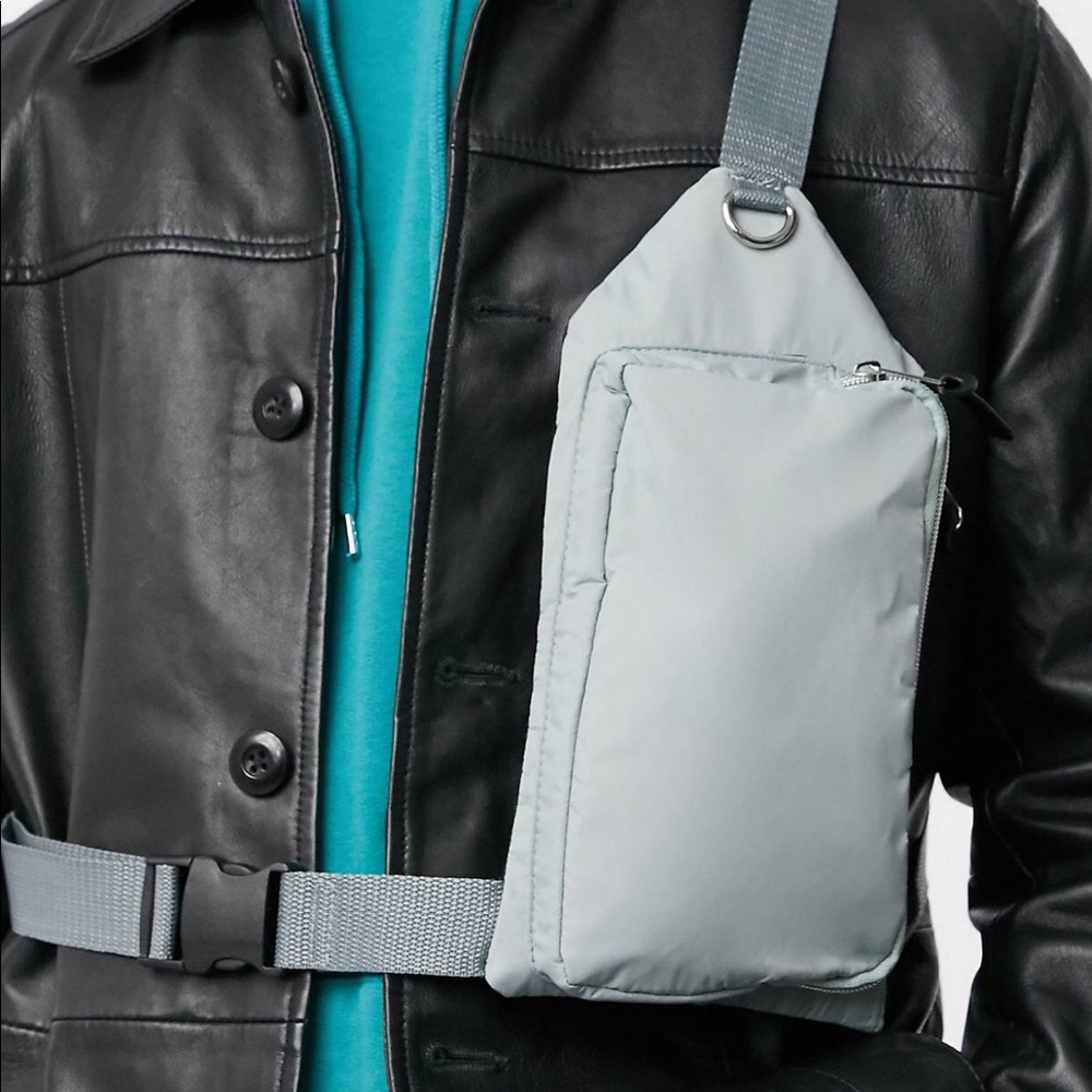 ASOS DESIGN cross body flight bag